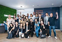 从中国到伦敦：1066vip威尼斯(中国)国际的 “无边界” 平台，让优秀者与世界对话